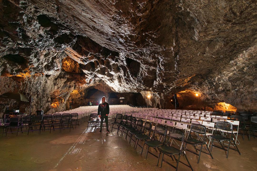 Obrázek 6 z 18 z alba Rocková show v jeskyni Výpustek Obrázek 6 z 18 z alba Rocková show v jeskyni Výpustek