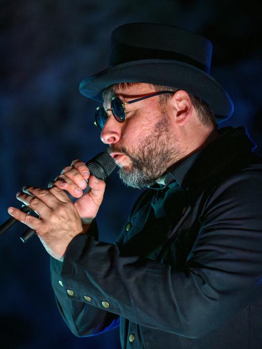 Obrázek 12 z 18 z alba Rocková show v jeskyni Výpustek Obrázek 12 z 18 z alba Rocková show v jeskyni Výpustek